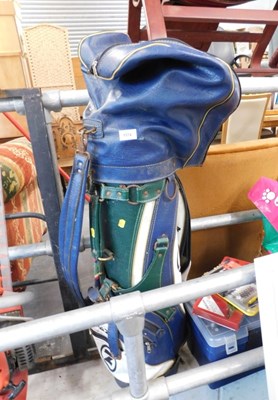 Lot 1574 - A Fazer golf bag, containing various clubs, to...
