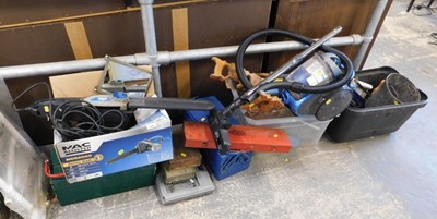 Lot 1586 - Tools, to include hand saws, a McAllister...