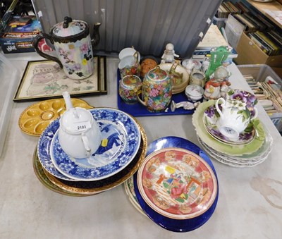 Lot 2103 - Various ornaments and household wares, to...