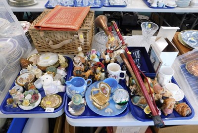 Lot 2155 - Various house wares and glassware, to include...