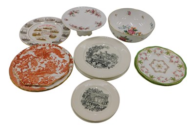 Lot 964 - A quantity of ceramics, including Royal Crown...