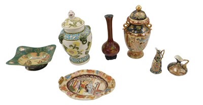 Lot 1032 - A group of late 20thC Oriental style ceramics,...