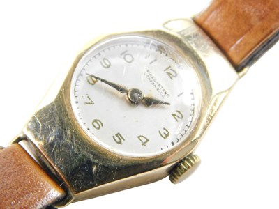 Lot 79 - A Winegartens 9ct gold cased lady's wristwatch,...