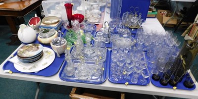 Lot 2222 - Housewares and glassware, to include green...