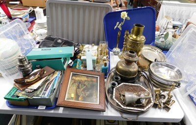 Lot 2224 - Various empty Estee Lauder perfume bottles,...