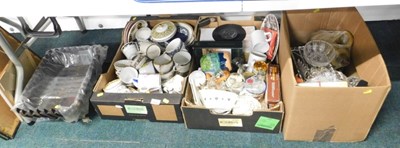 Lot 2241 - Housewares, ceramics and glassware, to include...