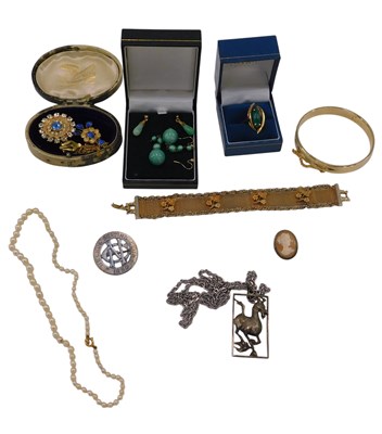 Lot 93 - Silver and costume jewellery, including a gold...