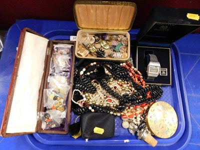 Lot 2272 - Costume jewellery, to include beaded necklaces,...