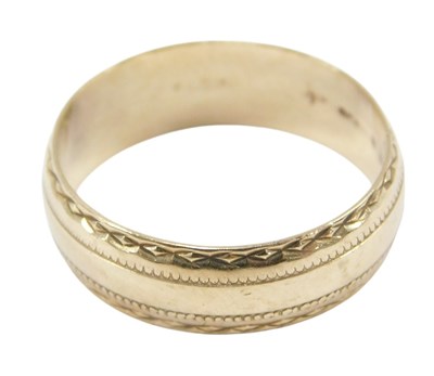 Lot 71 - A 9ct gold wedding band, size L, 2.6g.