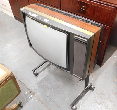 Lot 1531 - A Bang & Olufsen Beovision 7 100 television....