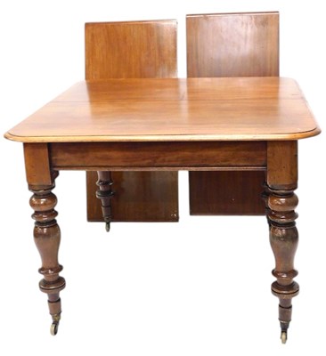 Lot 1139 - A Victorian mahogany extending dining...