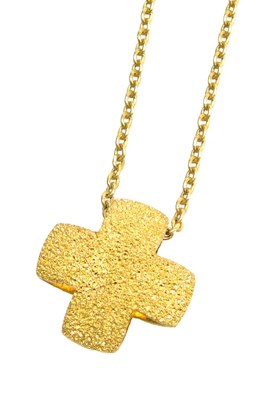 Lot 585 - A pendant cross, of textured, open cushion...