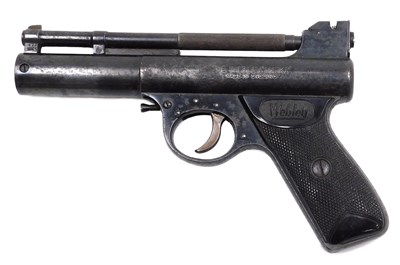 Lot 44 - A Webbley MKI air pistol.