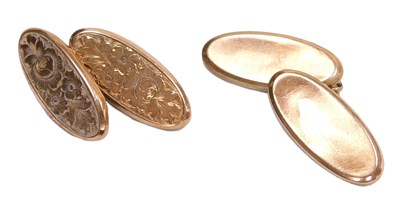Lot 192 - A pair of 9ct gold double oval and chain link...
