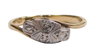 Lot 242 - An Art Deco diamond set ring, in yellow and...