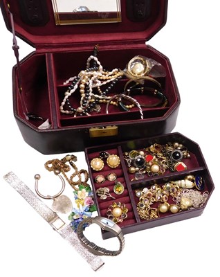 Lot 248 - Assorted costume jewellery, including a gold...