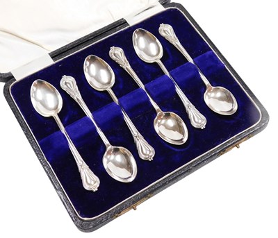 Lot 211 - A set of six Edward VII silver Lily pattern...