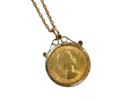 Lot 10 - An Elizabeth II full gold sovereign, dated...