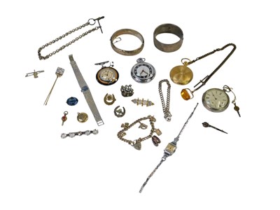Lot 137 - A group of costume and other jewellery, to...