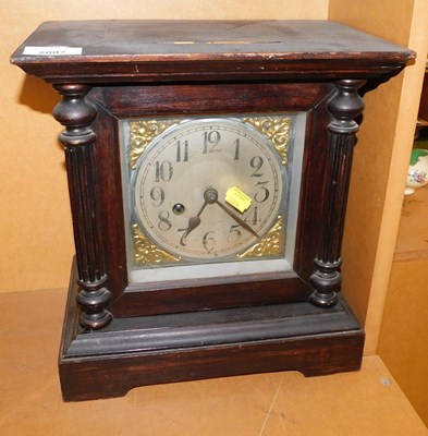 Lot 2007 - A mahogany cased mantel clock, with Arabic...