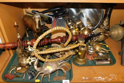 Lot 2009 - A group of metalware, to include a brass...