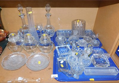 Lot 2014 - A group of glassware, to include scent a...