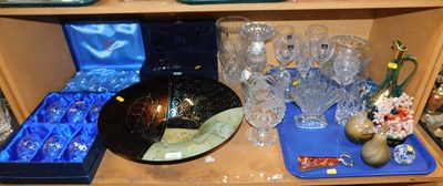 Lot 2046 - A group of glassware, to include Royal Doulton...