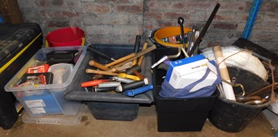 Lot 1157 - A quantity of tools, to include a 48 piece...