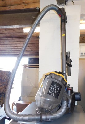 Lot 1027 - A Dyson DC19T2 vacuum cleaner.