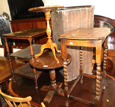 Lot 1106 - A  group of furniture, to include an oak three...