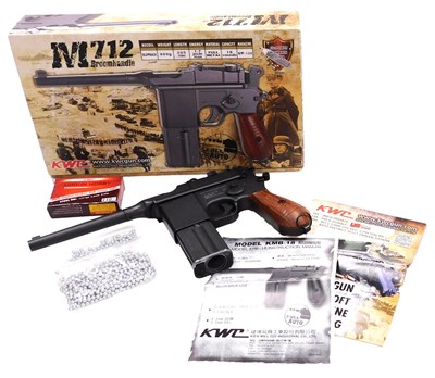 Lot 667 - A KWC M712 broom handle fully automatic BB air...