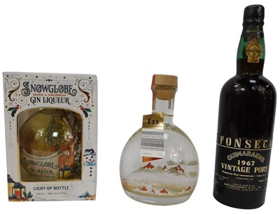 Lot 227 - A group of alcohol, comprising a bottle of...