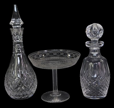 Lot 238 - A group of glassware, comprising a bottle...