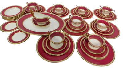 Lot 266 - A Wedgwood Ulander pattern porcelain part...