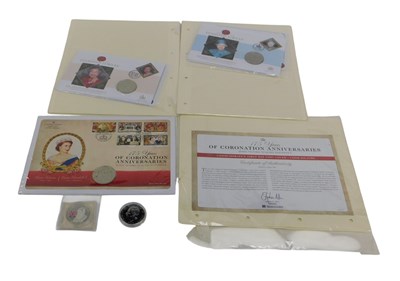 Lot 183 - Five Elizabeth II commemorative coin...