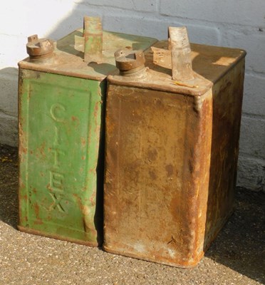 Lot 560 - Two fuel cans, including Citex fuel can in green.