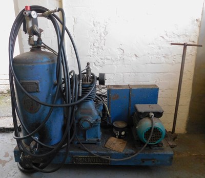 Lot 625 - A BEN patents welded air receiver compressor.