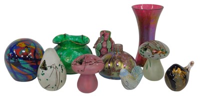 Lot 485 - A group of Maltese and other decorative studio...