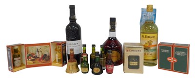 Lot 498 - Bottles of alcohol, including Taylors LBV port...