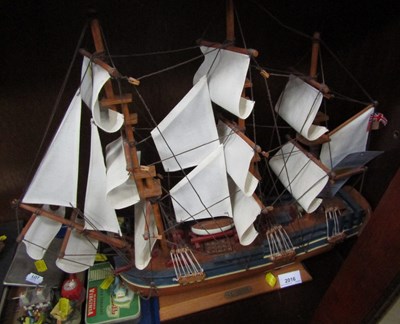 Lot 2016 - A model of HMS Endeavour.