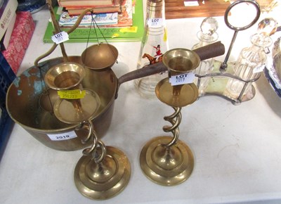 Lot 2019 - Brass and copper wares, including a preserving...
