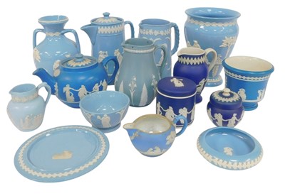 Lot 511 - A group of Dudson Brothers blue sprig moulded...