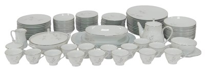 Lot 461 - A Noritake Rowena pattern porcelain dinner and...