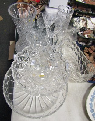 Lot 2061 - A group of cut glassware, including brandy...