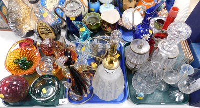 Lot 2261 - A group of glassware, including a...