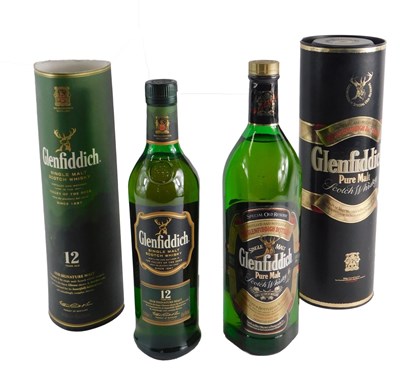 Lot 153 - A bottle of Glenfiddich Old Special Reserve...