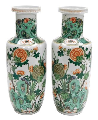 Lot 16 - A pair of Chinese Qing dynasty famille verte...