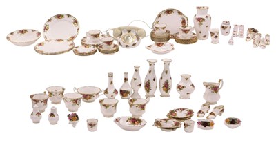 Lot 15 - A large quantity of Royal Albert tea...