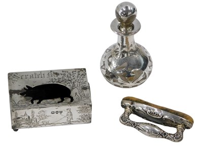 Lot 302 - A late Victorian silver matchbox holder,...