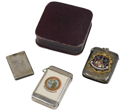 Lot 396 - A small silver Vesta case, engraved with...
